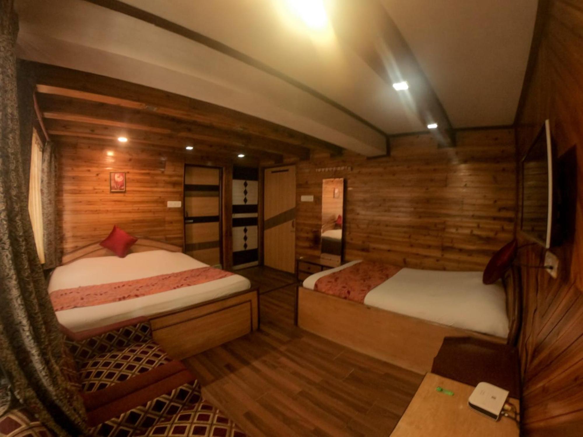 Grg Broadway Mall Road Darjeeling By Royal Collection Hotel Eksteriør bilde